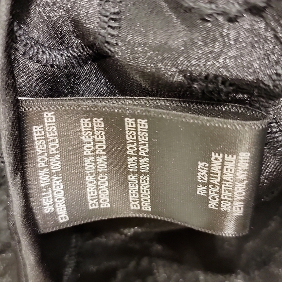 𝅺tahari Arthur S Levine polyester mesh open black blazer with circle design - Picture 6 of 13